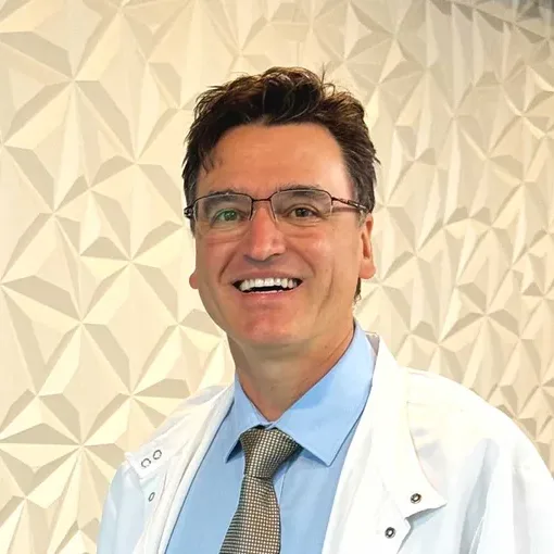 Dr. Werner Visagé